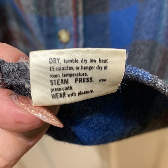 Vintage Pendleton Virgin Wool Blue Button Up Flannel Shirt Mens Made in USA - Picture 6 of 10